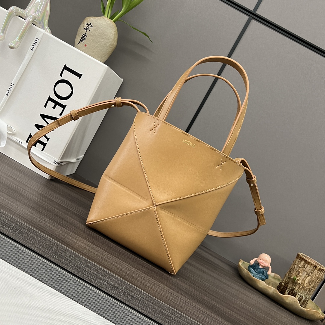 Loewe Shopping Bags